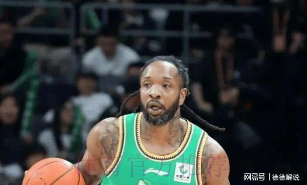 广东半场打花辽宁！2小外轰44分，2小将齐发挥，亨特首秀狂铁！