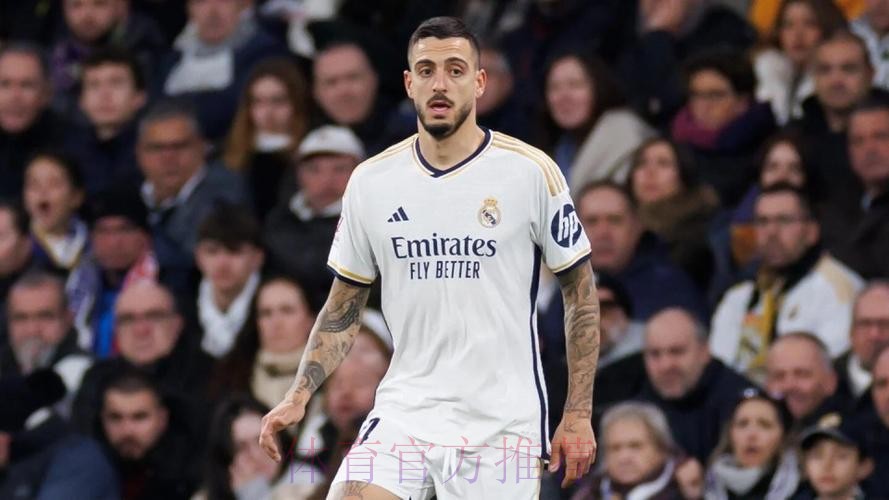 西媒:皇马有意西班牙人前锋何塞卢 作为本泽马替补